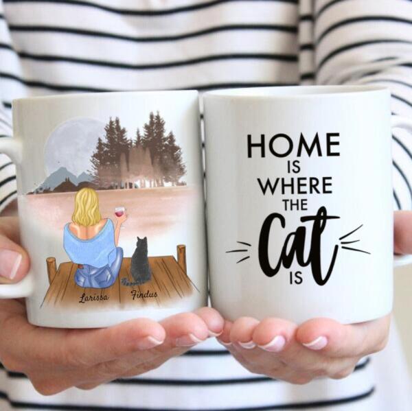 Donna con gatto & bevanda - Tazza Personalizzata (1-2 gatti)