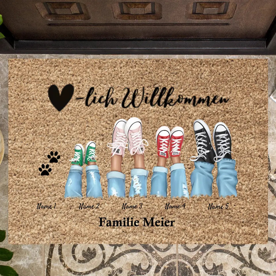 Herzlich Willkommen - Personalisierte Fußmatte für innen & aussen (2-8 Personen, Kinder & Haustiere)