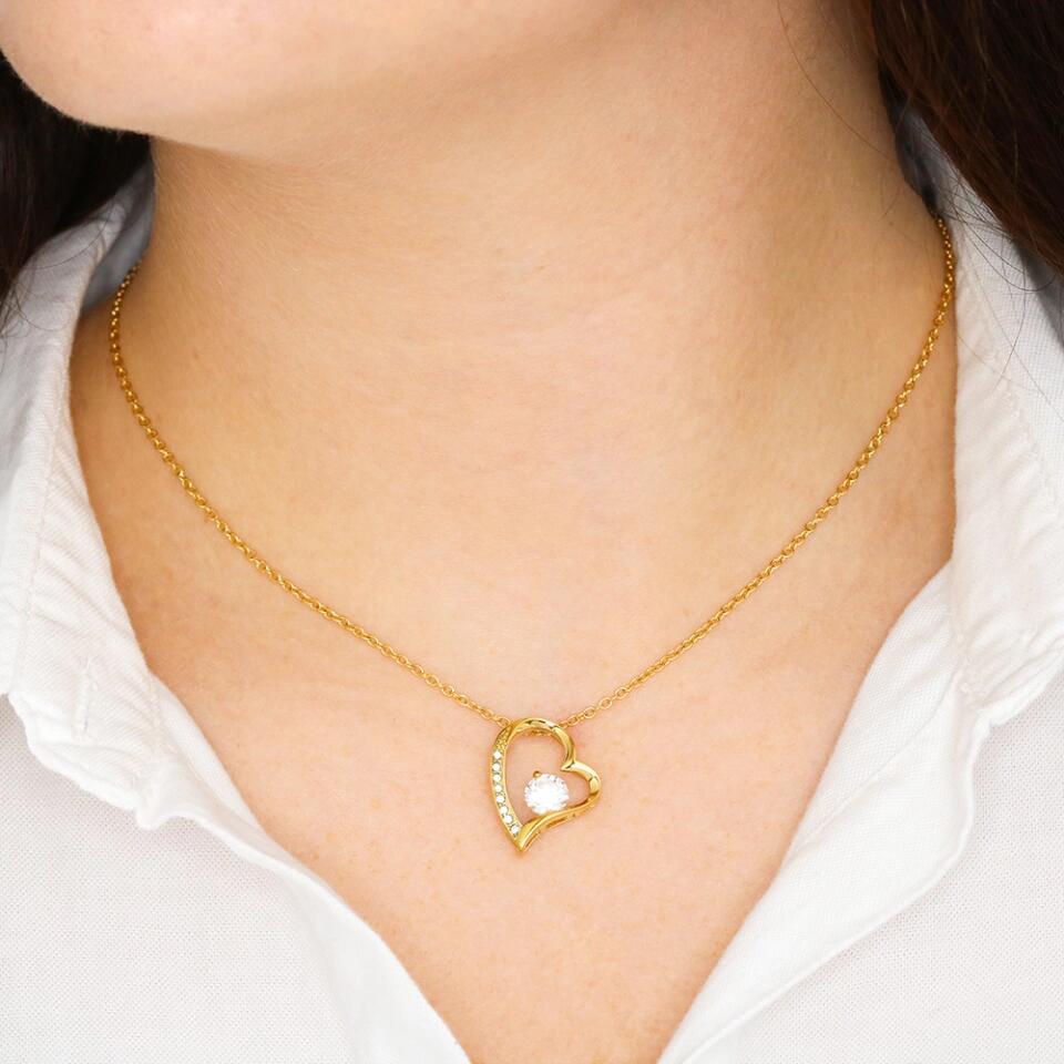 To my beautiful Girlfriend - Halskette mit Herzanhänger & personalisierter Karte