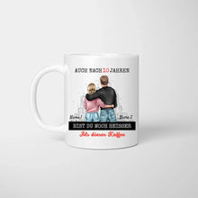 Carica l&#39;immagine nel visualizzatore di Gallery, Auch nach 10 Jahren, bist du noch heisser als dieser Kaffee - Personalisiertes Geschenk für Paare, Partner, Jahrestag, Hochzeitstag
