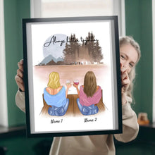 Carica l&#39;immagine nel visualizzatore di Gallery, Fidanzate/sorelle con un bevanda - Poster Personalizzato (2-4 donne)
