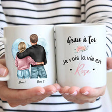 Carica l&#39;immagine nel visualizzatore di Gallery, Grâce à toi, je vois la vie en rose -  Mug personnalisé pour couple (homme &amp; femme)
