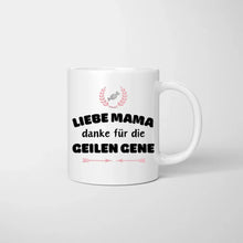 Carica l&#39;immagine nel visualizzatore di Gallery, Liebe Mama, danke für die geilen Gene - Personalisierte Tasse (1-4 Kinder, Muttertag)
