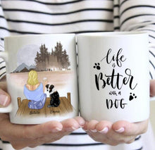 Carica l&#39;immagine nel visualizzatore di Gallery, Katzenmama - Personalisierte Tasse (Frau mit Katze oder Hund, Muttertag)
