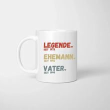 Carica l&#39;immagine nel visualizzatore di Gallery, Papa, Legende seit - Personalisierte Tasse für Väter, Großväter (Vater seit, Opa seit, Jahreszahlen)
