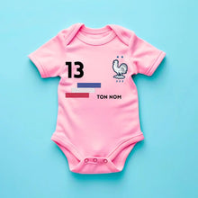 Carica l&#39;immagine nel visualizzatore di Gallery, 2024 Maillot de foot Euro France - Body bébé personnalisé avec prénom et numéro de maillot personnalisables, 100% coton bio
