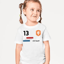 Carica l&#39;immagine nel visualizzatore di Gallery, Voetbal EM 2024 Nederland Shirt Kinderen individueel - Gepersonaliseerd T-Shirt voor Kinderen (100% Katoen)
