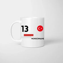 Carica l&#39;immagine nel visualizzatore di Gallery, EM 2024 Türkei-Tasse - Personalisierte Tasse zur Fußball-EM, Wunschnummer und Name, individuelle Tasse Fan Tasse Türkei
