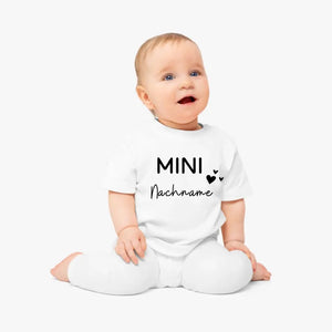 Mini-Nachname - Personalisiertes Baby-T-Shirt, 100% Bio-Baumwolle