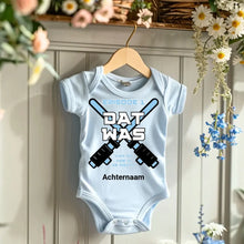 Carica l&#39;immagine nel visualizzatore di Gallery, Dat Was - Gepersonaliseerde baby onesie, baby body 100% biologisch katoen
