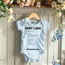 Carica l&#39;immagine nel visualizzatore di Gallery, Baby Logic, IT Anleitung - Personalisierter Baby-Onesie/ Strampler, 100% Bio-Baumwolle
