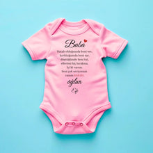 Carica l&#39;immagine nel visualizzatore di Gallery, Sevgili baba - Personalisierter Baby-Onesie/ Strampler türkisch, 100% Bio-Baumwolle Baby Body
