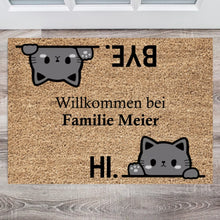 Carica l&#39;immagine nel visualizzatore di Gallery, Personalisierte Fußmatte, Willkommen bei unserer Familie, Süße Katzen sagen Hallo und Tschüss
