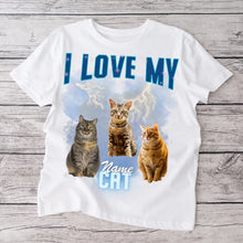 Carica l&#39;immagine nel visualizzatore di Gallery, I love my Cat Vintage 90s - Personalisiertes Foto T-Shirt (100% Baumwolle, Unisex)
