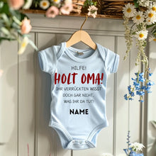 Carica l&#39;immagine nel visualizzatore di Gallery, Holt Oma zur Hilfe - Personalisierter Baby-Onesie/ Strampler, witziges Weihnachtsgeschenk, 100% Bio-Baumwolle
