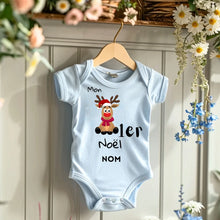 Carica l&#39;immagine nel visualizzatore di Gallery, Mon 1er Noël - Onesie/dorsal bébé personnalisé pour Noël, 100% coton bio
