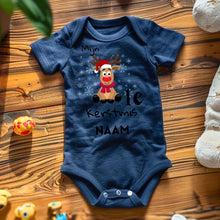 Carica l&#39;immagine nel visualizzatore di Gallery, Mijn 1e Kerstmis - Gepersonaliseerde baby onesie/ romper voor Kerstmis, 100% biologisch katoen
