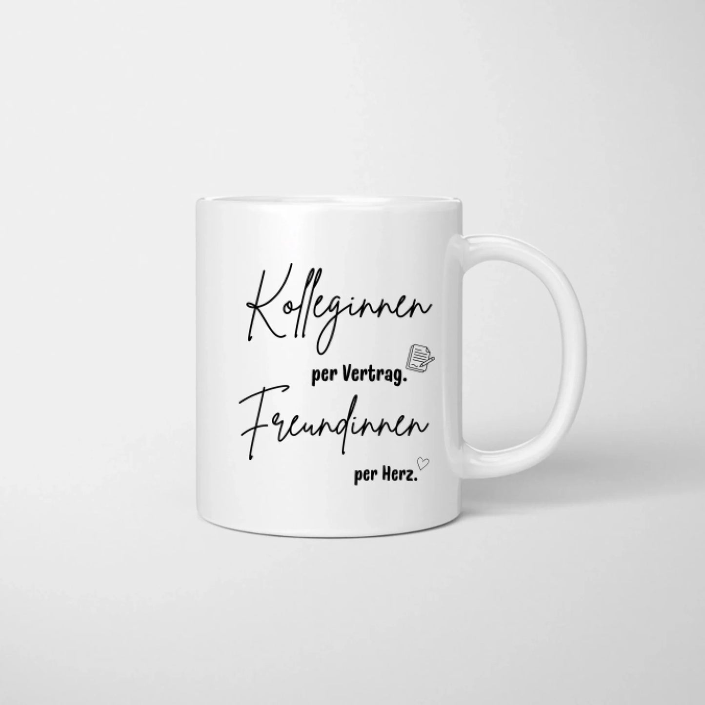 Kolleginnen per Vertrag, Freundinnen per Herz - Personalisierte Tasse (2-4 Personen) für Kollegen, Freunde, Büro, Abschied, Geburtstag
