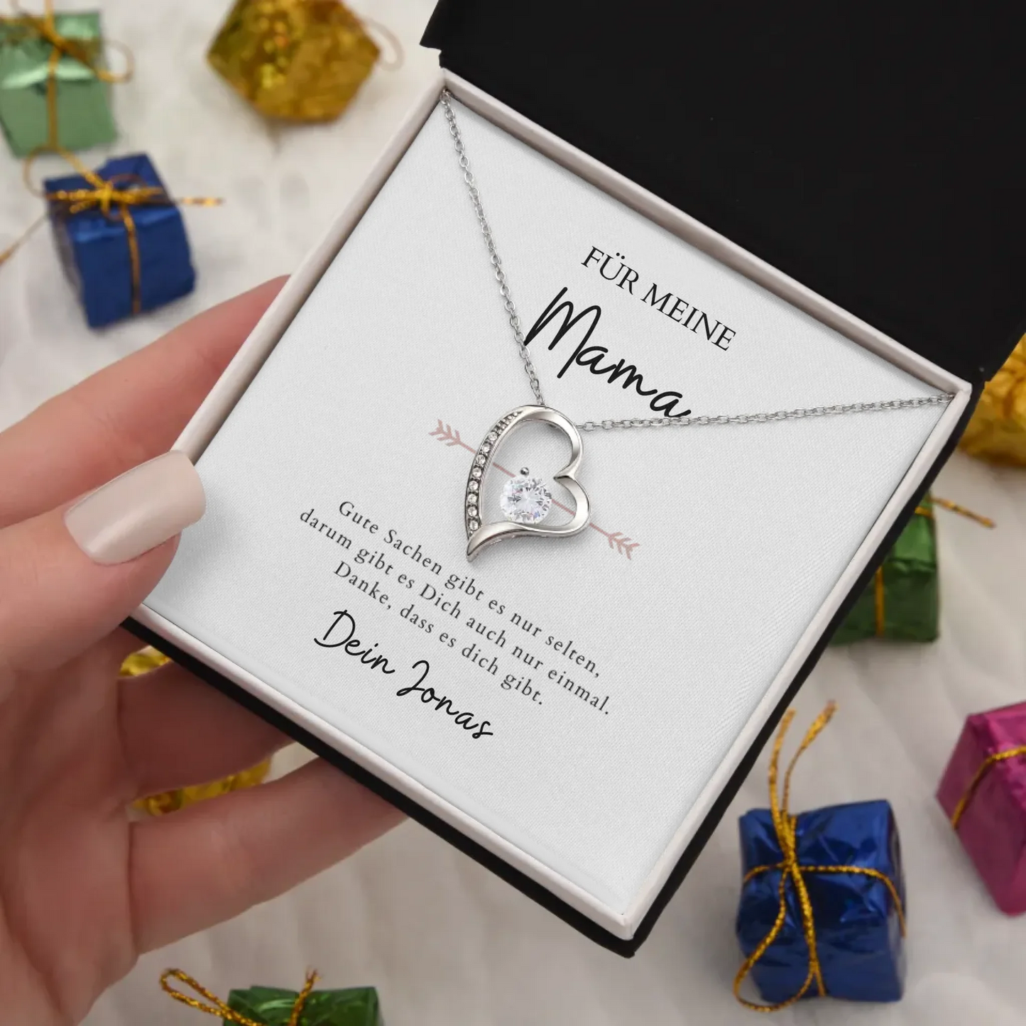 Forever Love "Für Mama" - Halskette mit Herzanhänger & personalisierter Karte