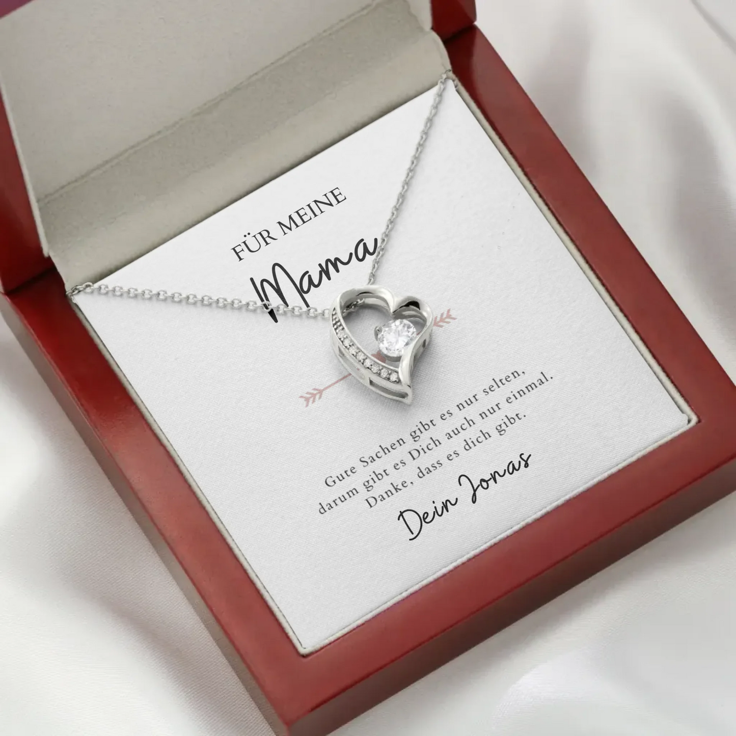 Forever Love "Für Mama" - Halskette mit Herzanhänger & personalisierter Karte