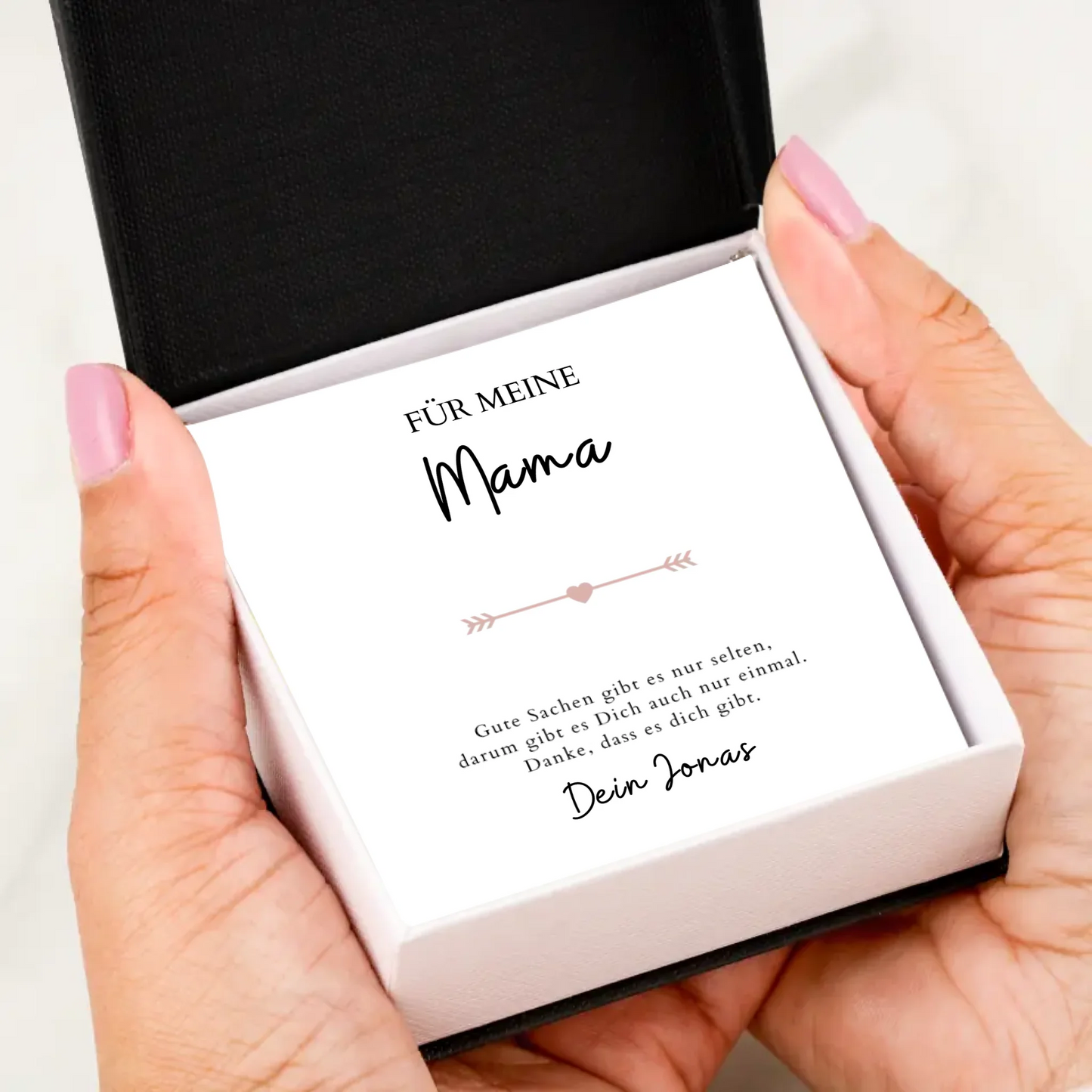 Forever Love "Für Mama" - Halskette mit Herzanhänger & personalisierter Karte